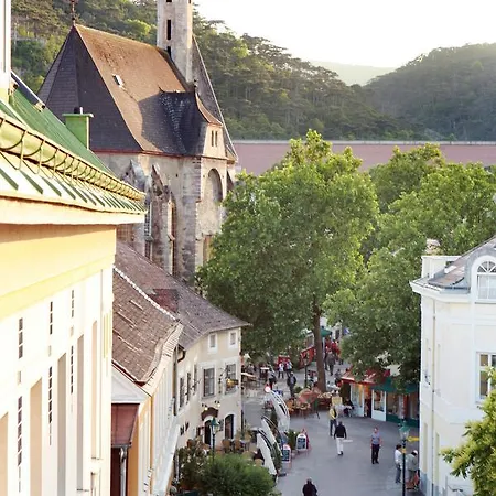 Hotel Babenbergerhof 2*