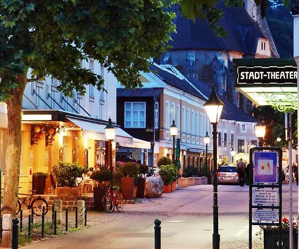 Hotel Babenbergerhof 2*